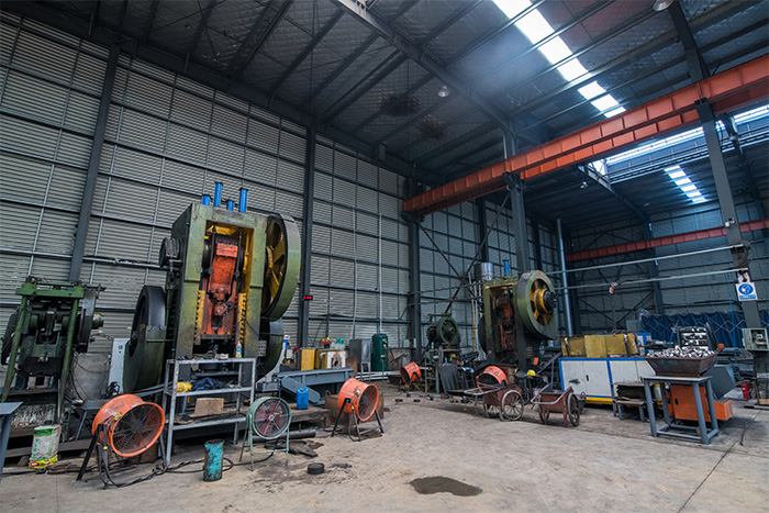 米泉网架配件-锥头加工车间